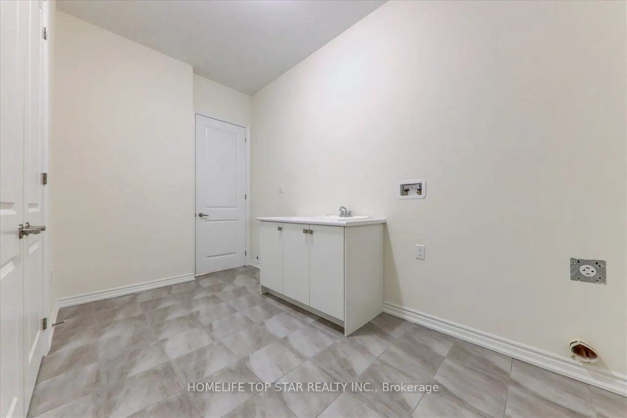 48 Golden Mdws Drive