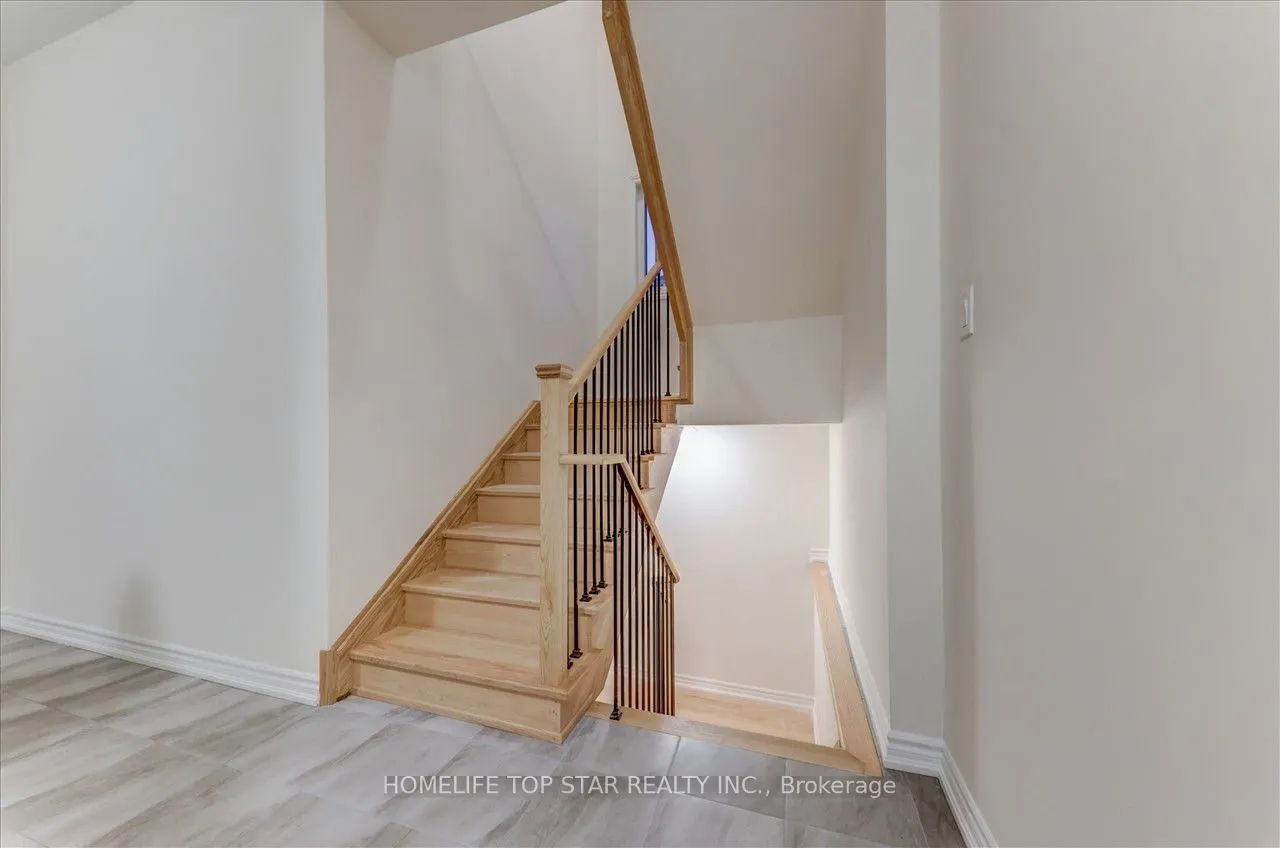 48 Golden Mdws Drive