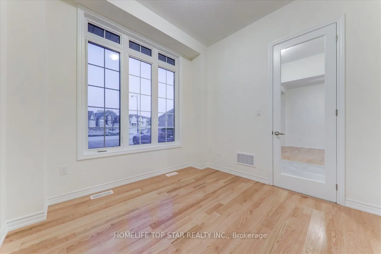 48 Golden Mdws Drive