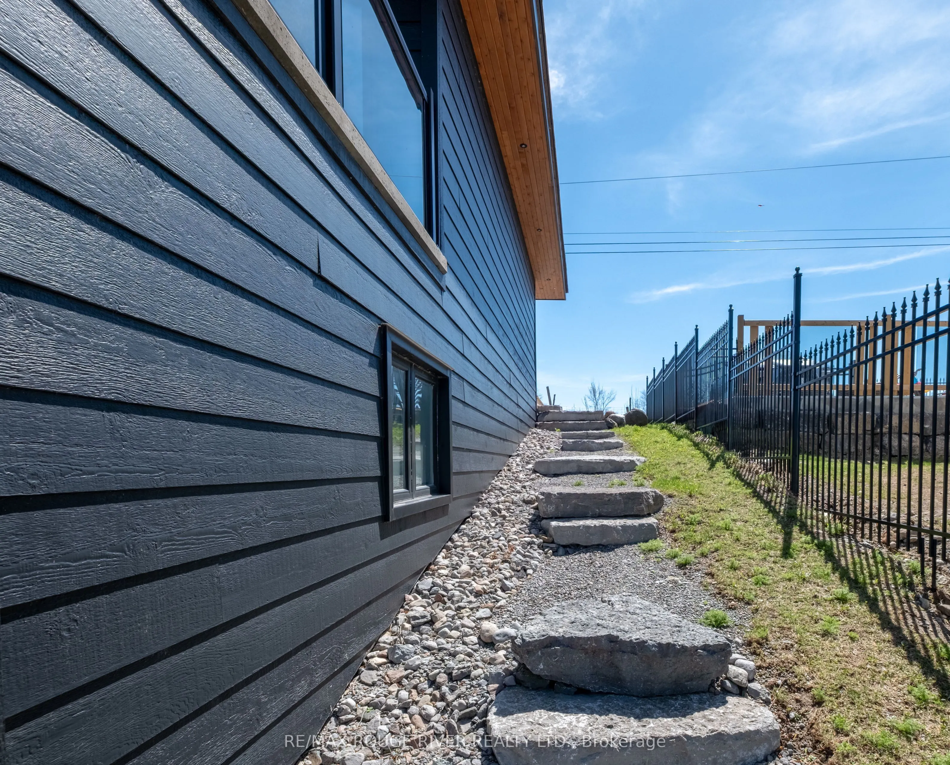 5427 Young Street, #440