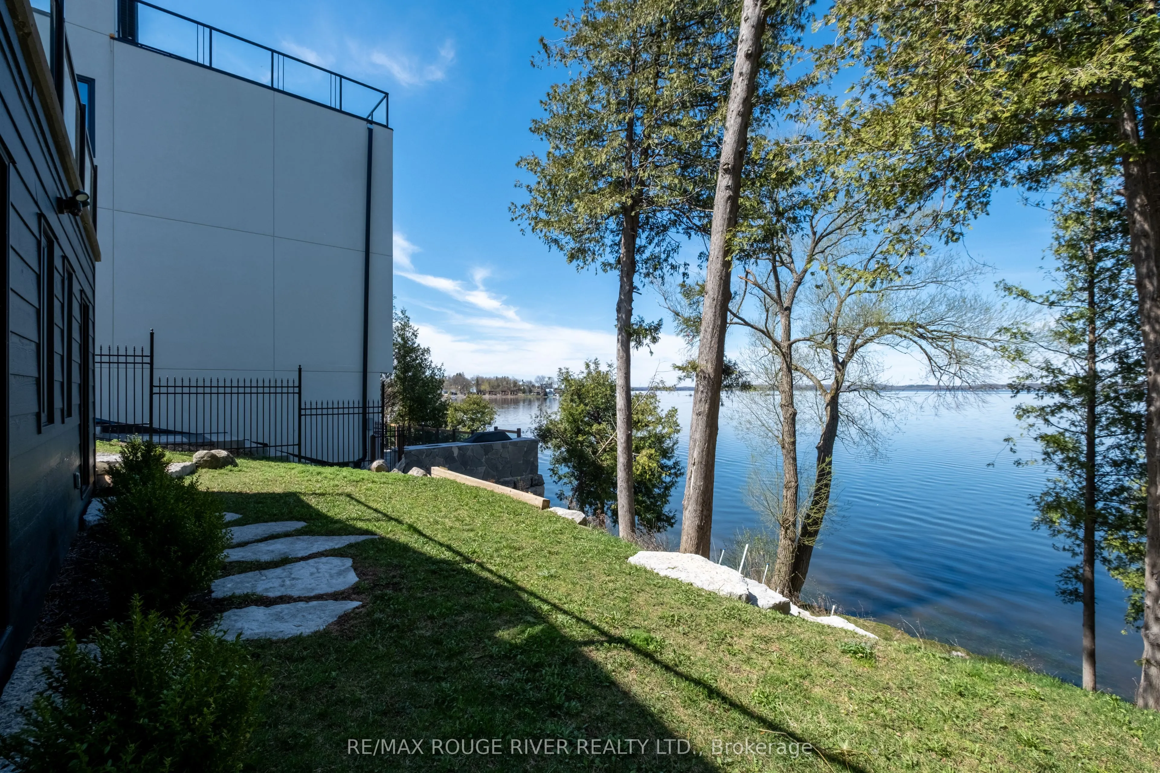 5427 Young Street, #440