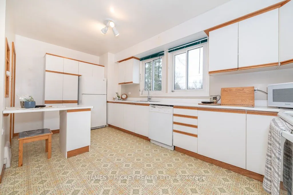 62 Parkdale Avenue