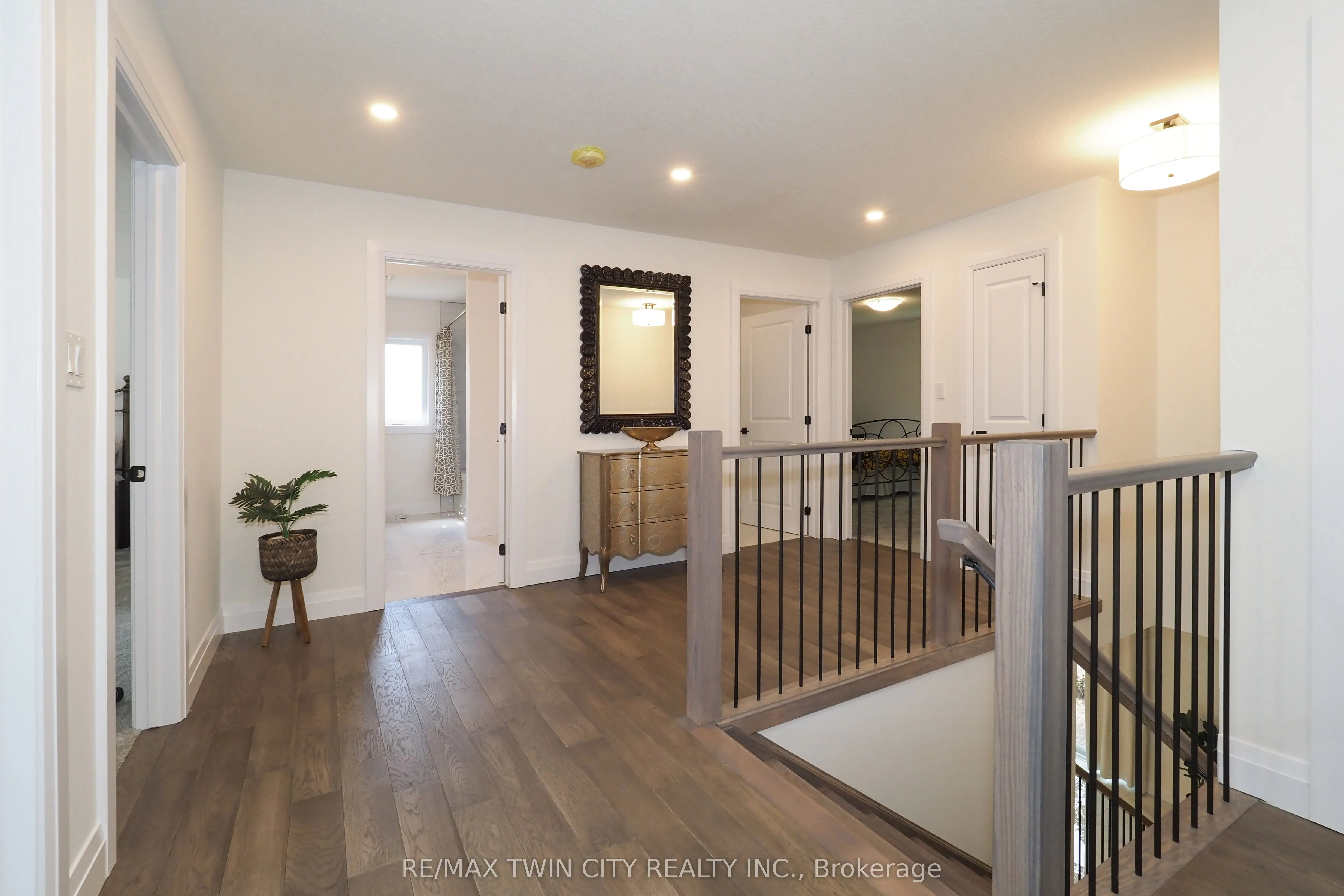 217 JEFFREY Place