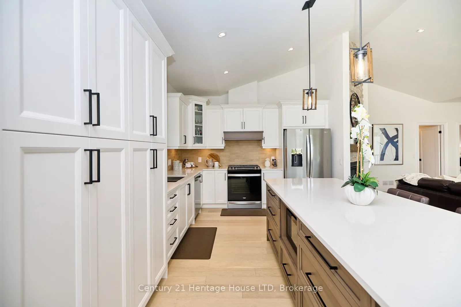 4242 VILLAGE CREEK Drive