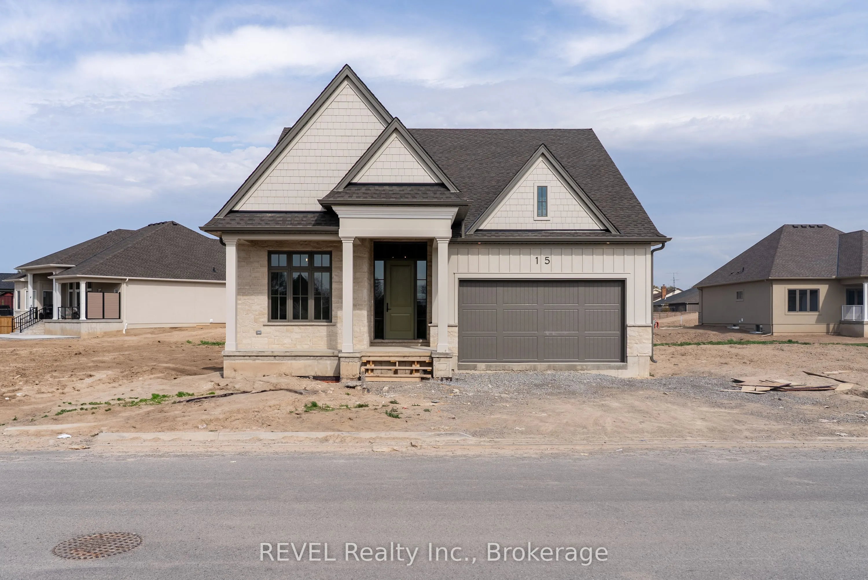 15 Oakley Drive