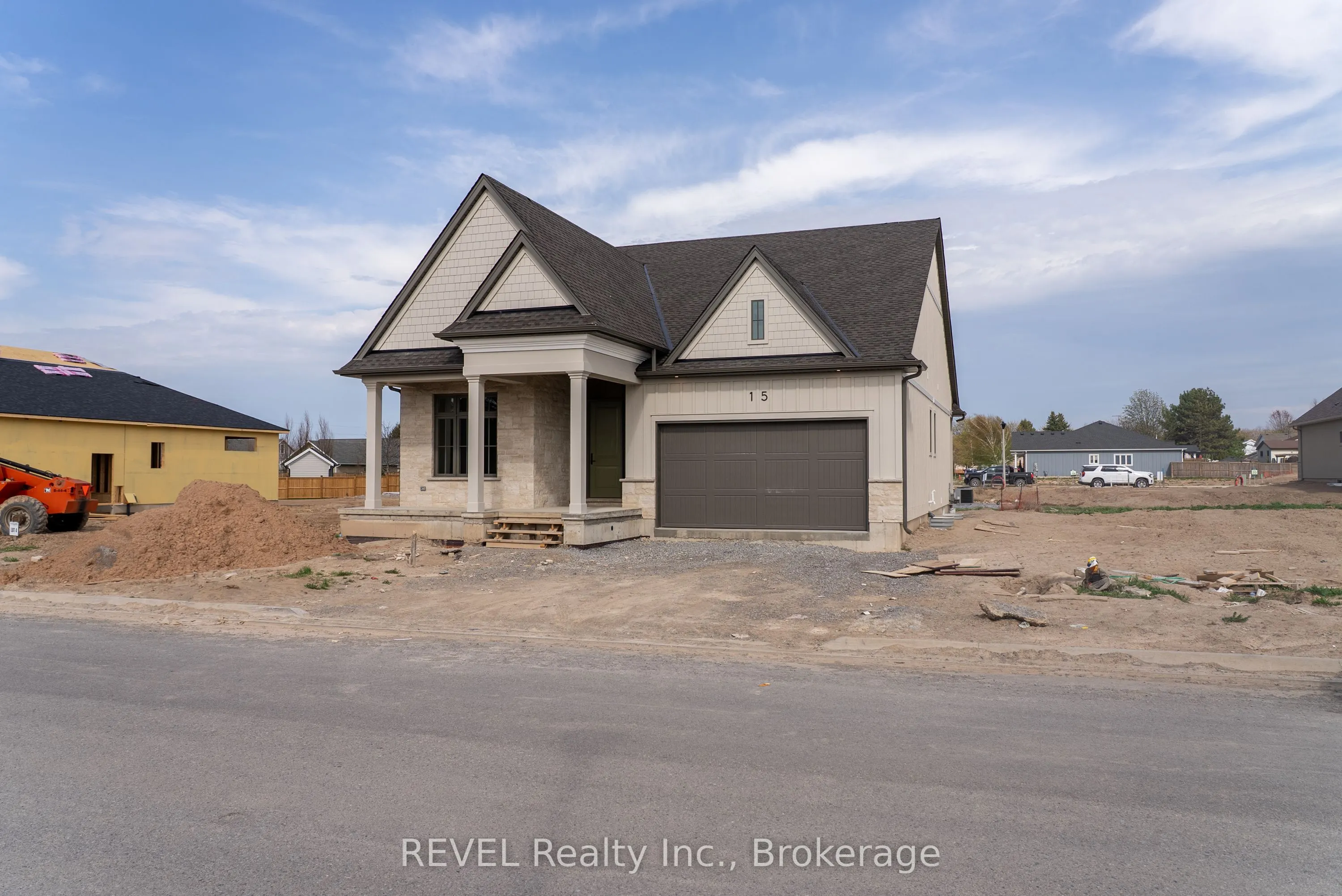 15 Oakley Drive