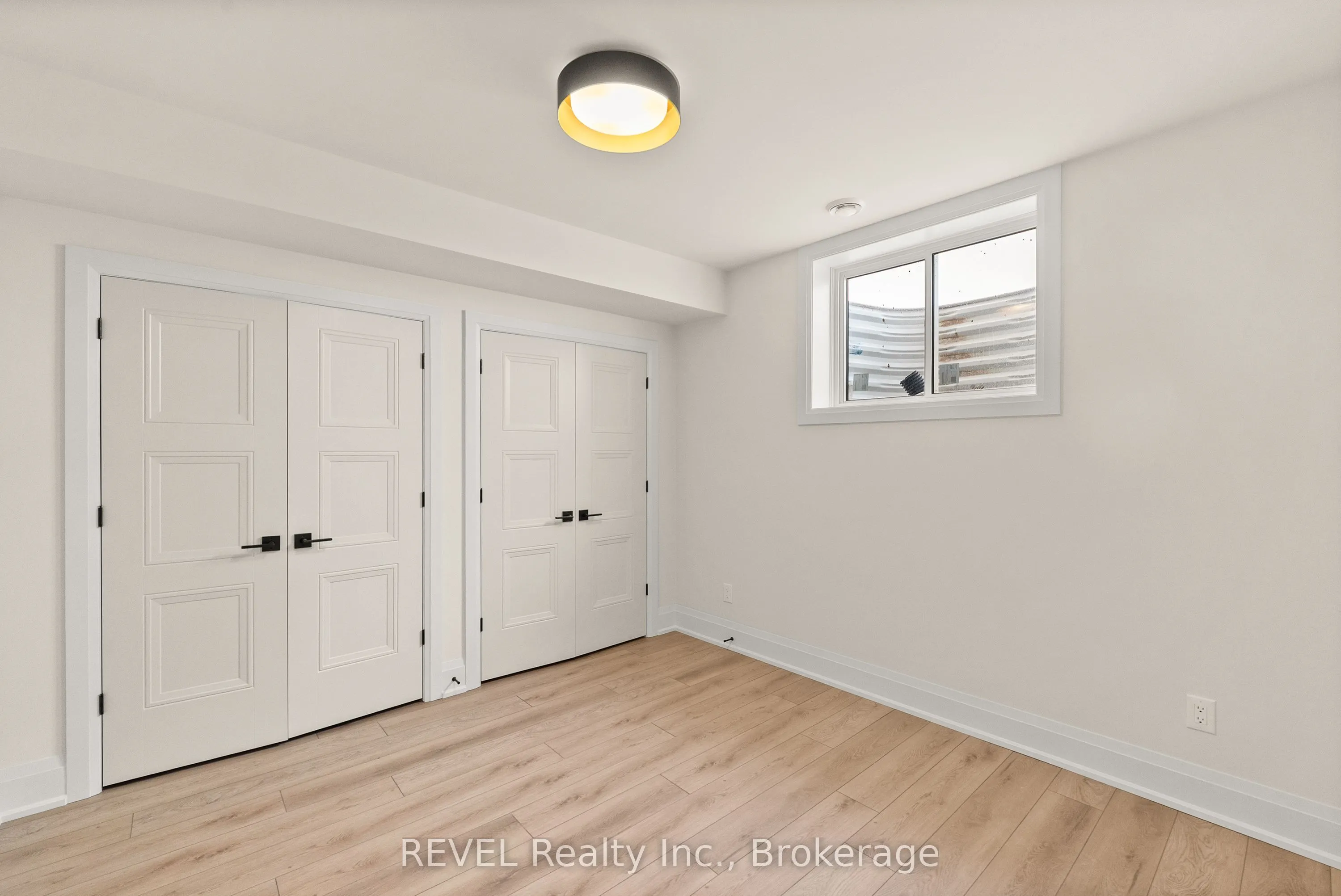 15 Oakley Drive