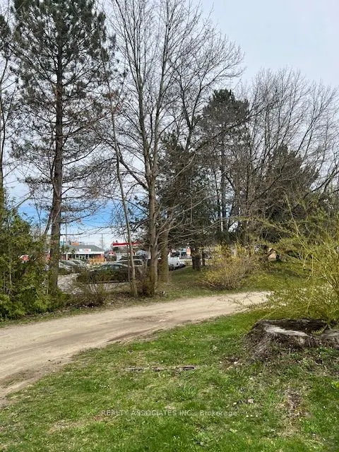 121 Grey Rd 17b