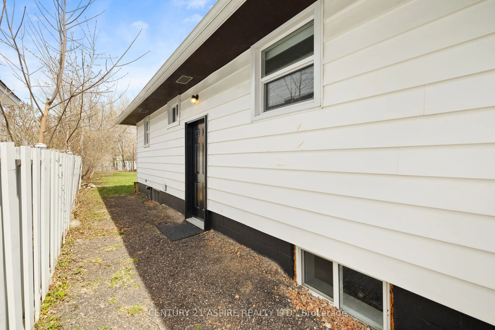 468 Norman Street