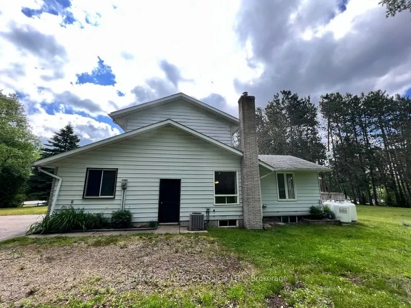76 York River Drive