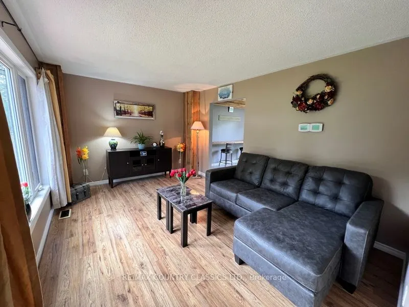 76 York River Drive