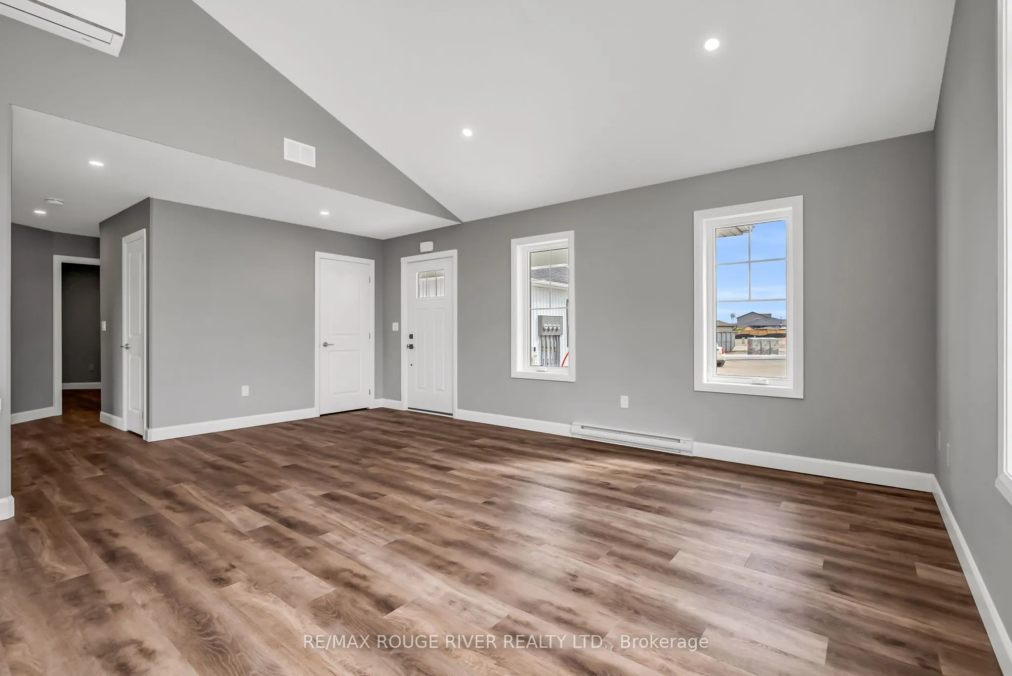 14 MEADOWCREEK Drive, #103