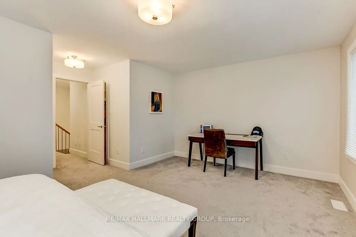 1006 Shefford Road