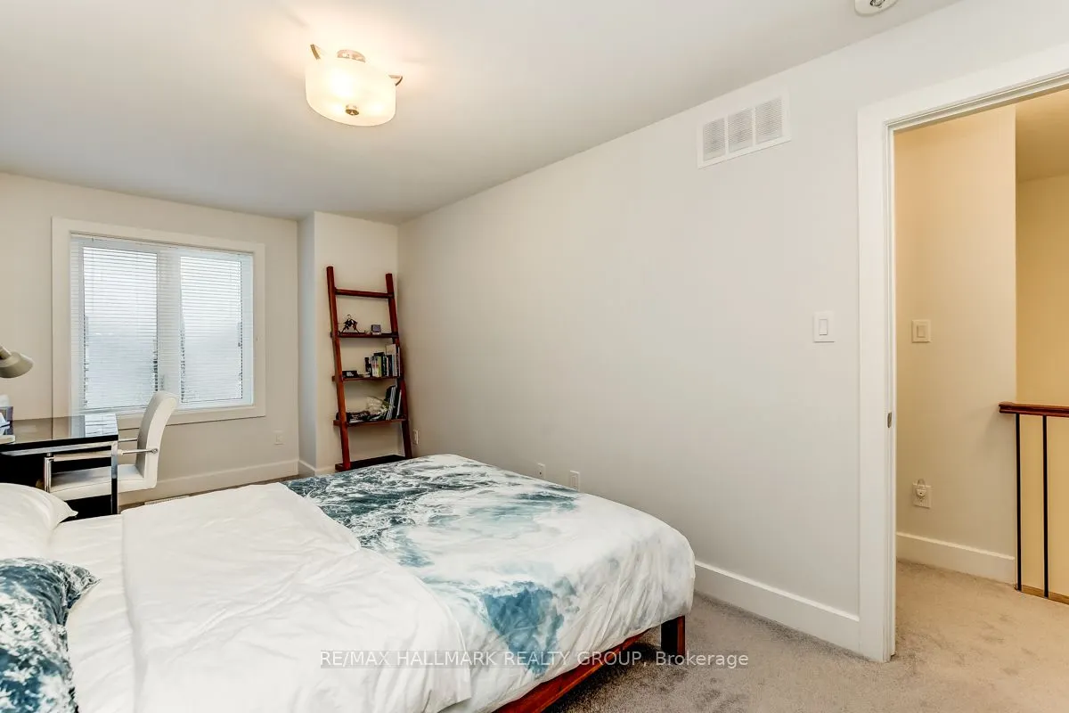 1006 Shefford Road