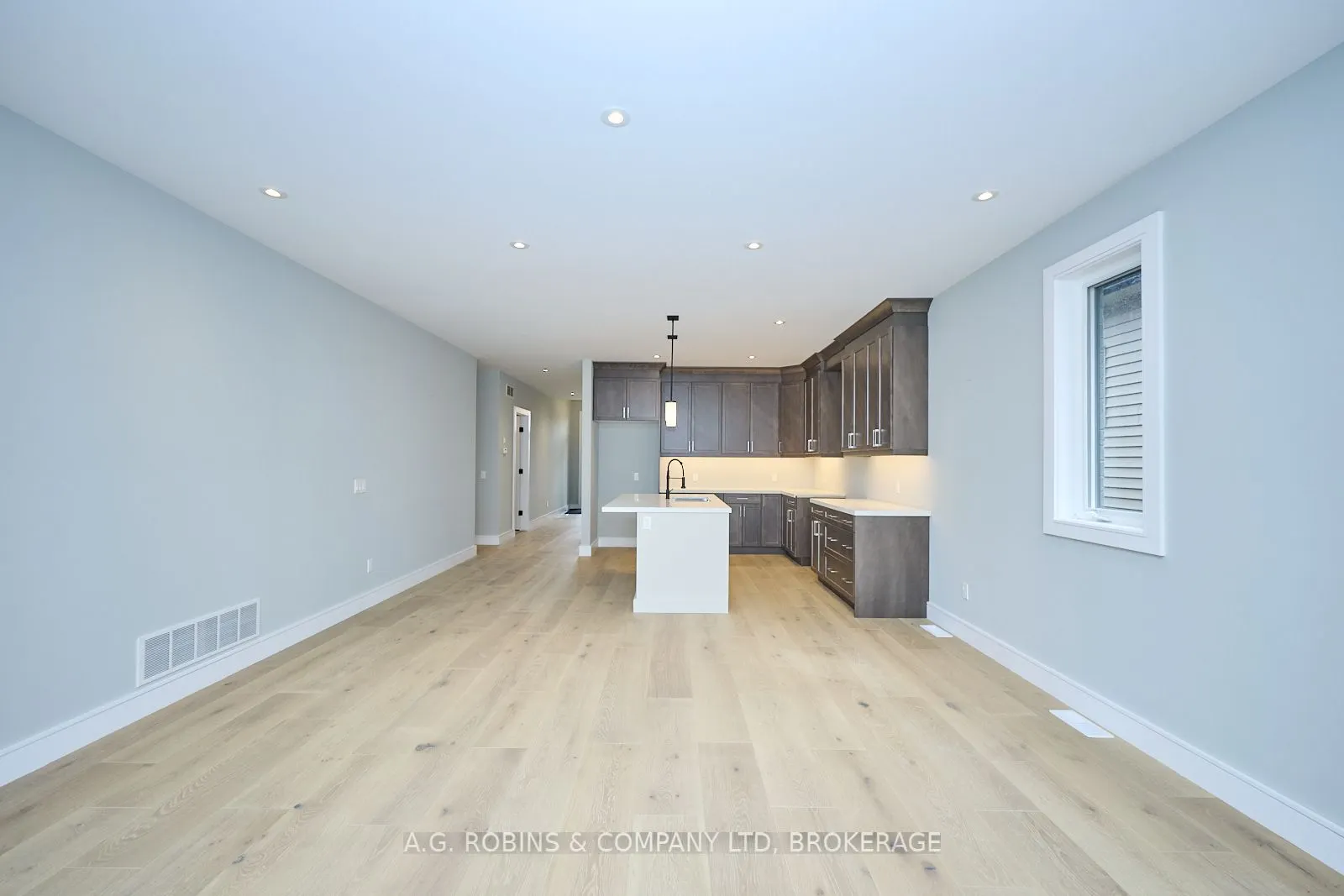 4112 Fly Road