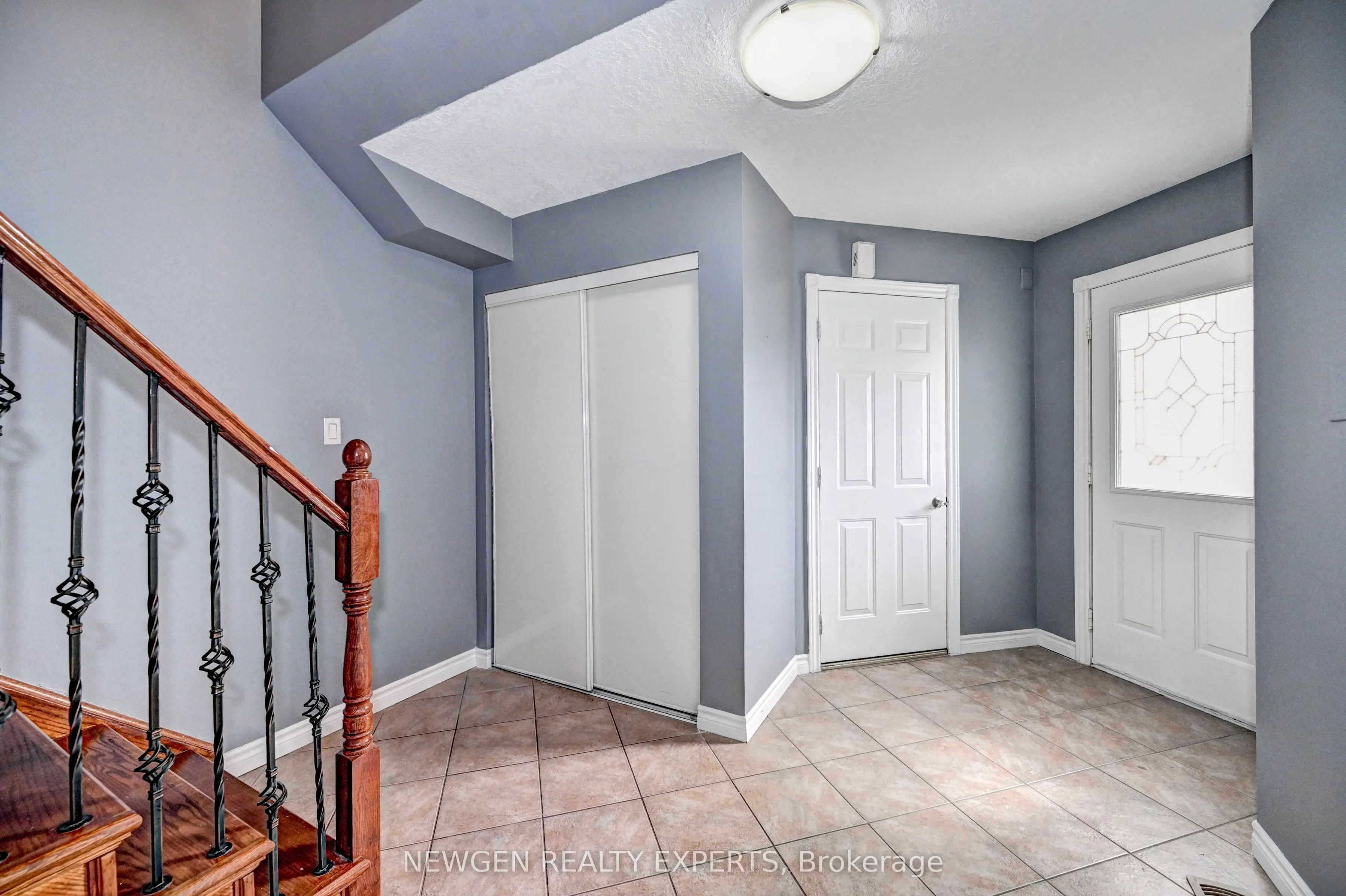 573 Burnett Avenue