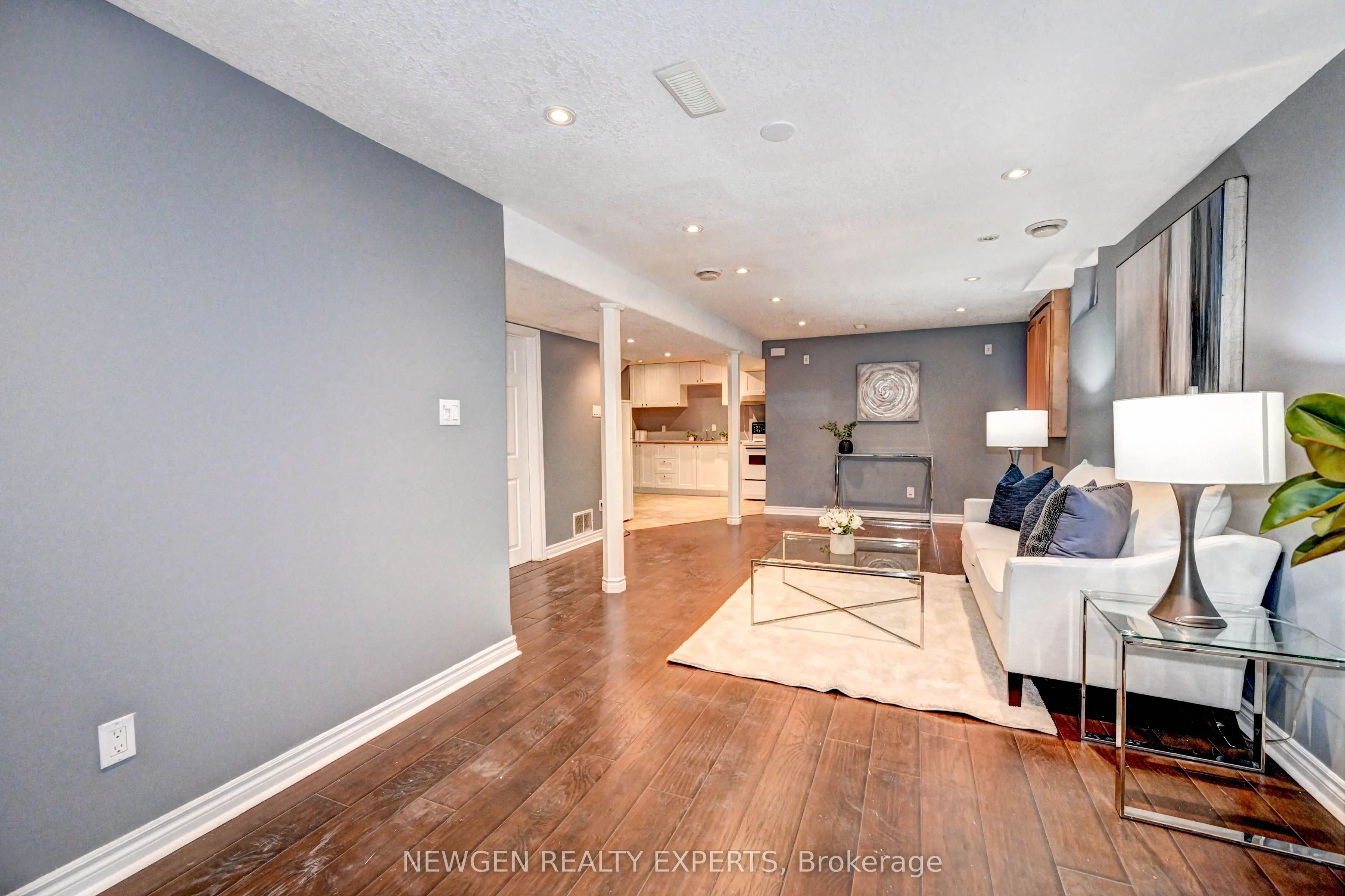 573 Burnett Avenue