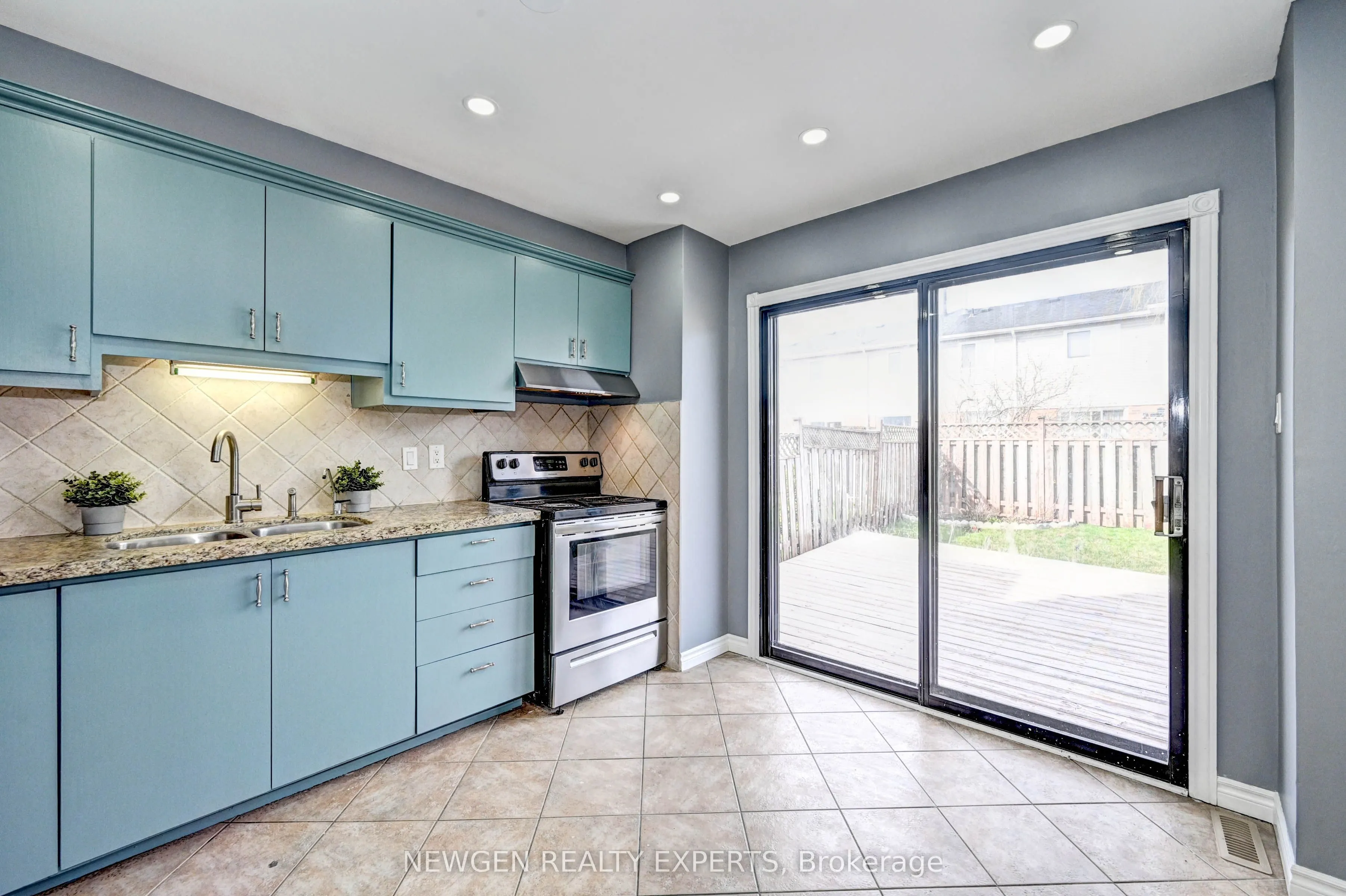 573 Burnett Avenue