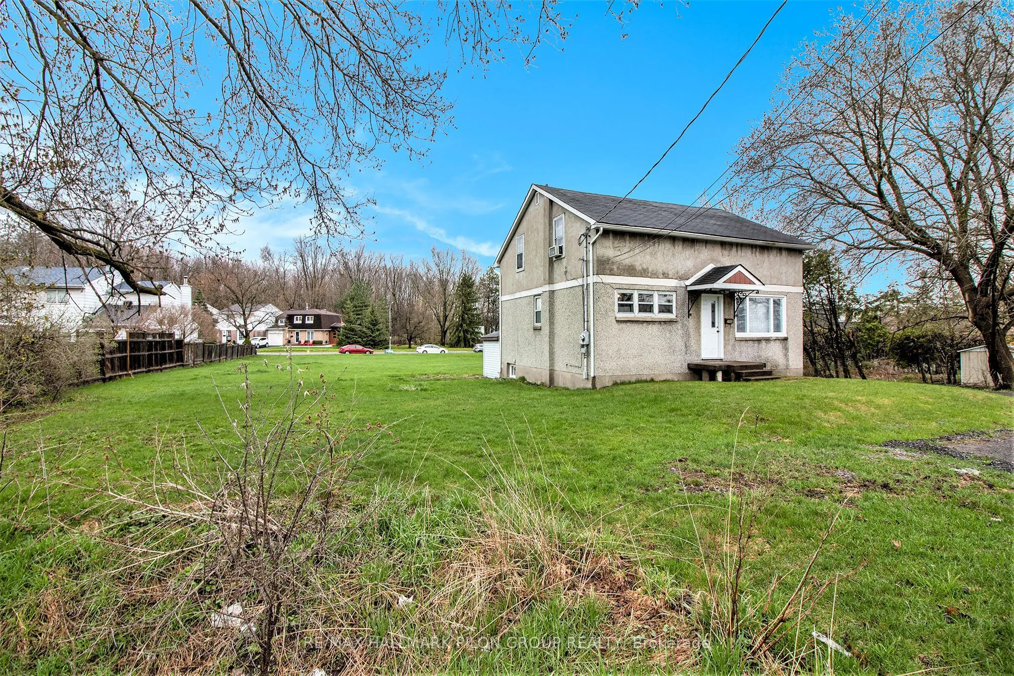 2446 INNES Road
