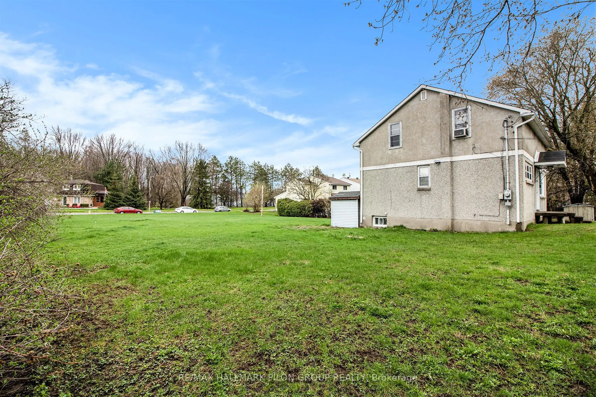 2446 INNES Road