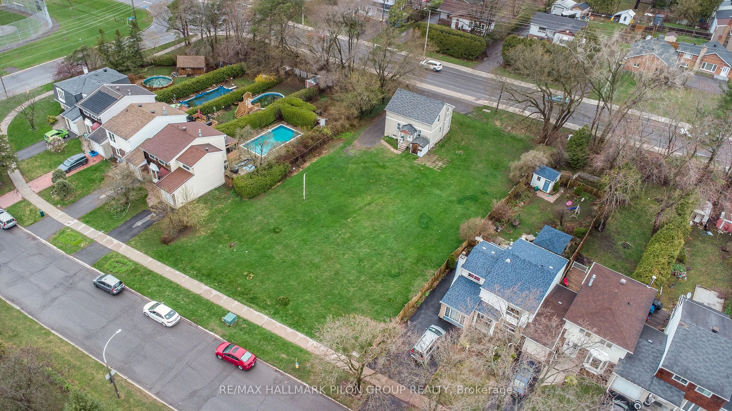 2446 INNES Road