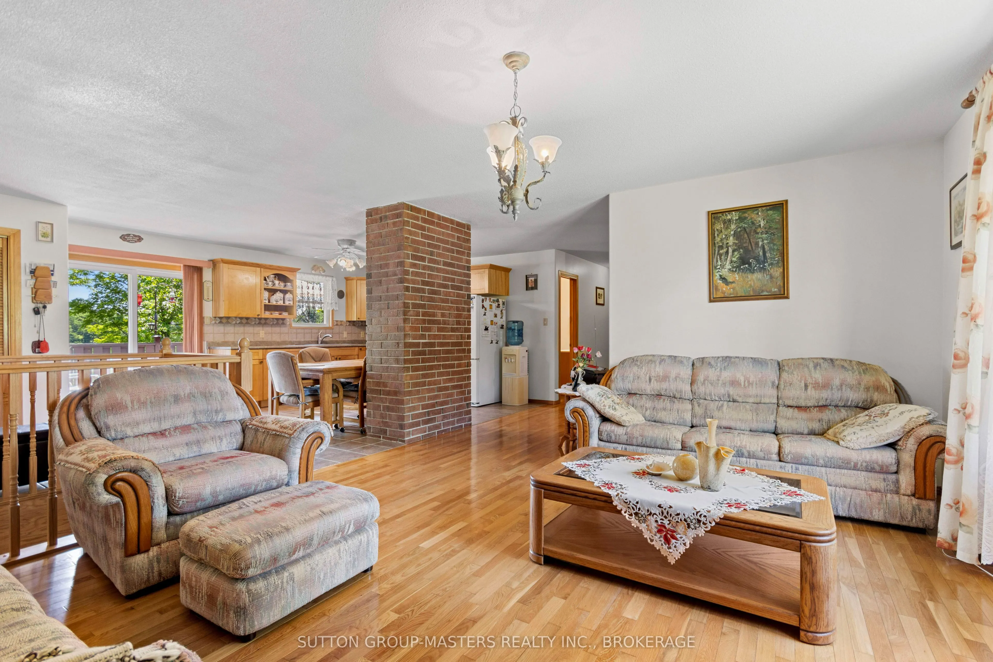 4822 BATTERSEA Road