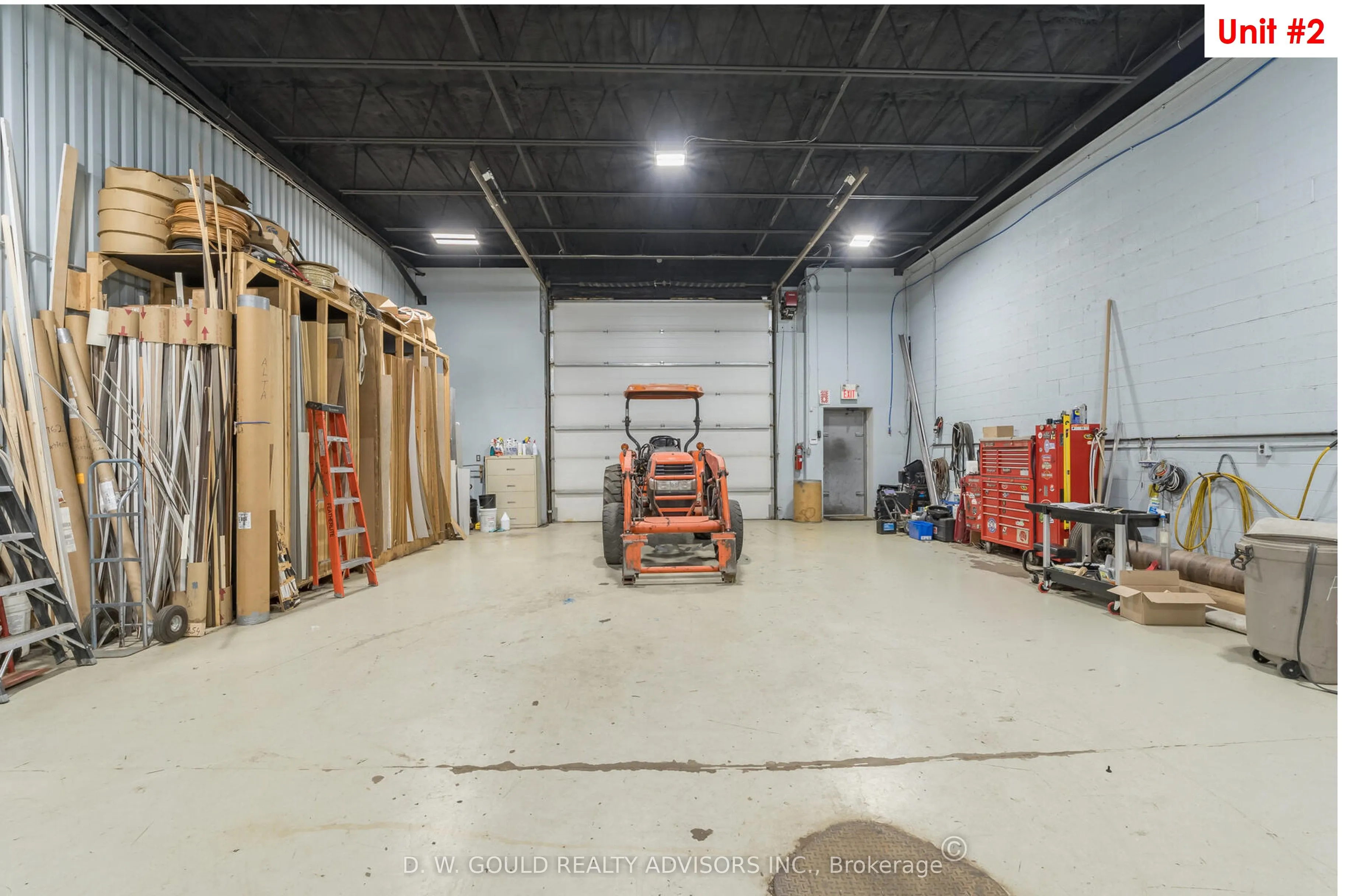 9577 Sideroad 17