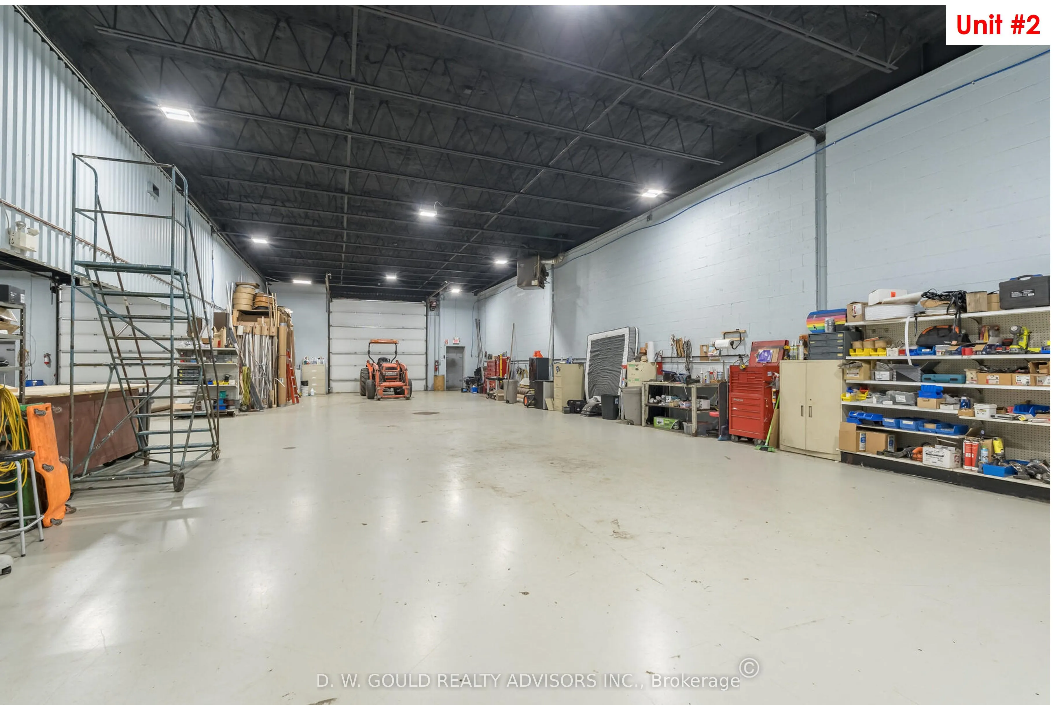 9577 Sideroad 17