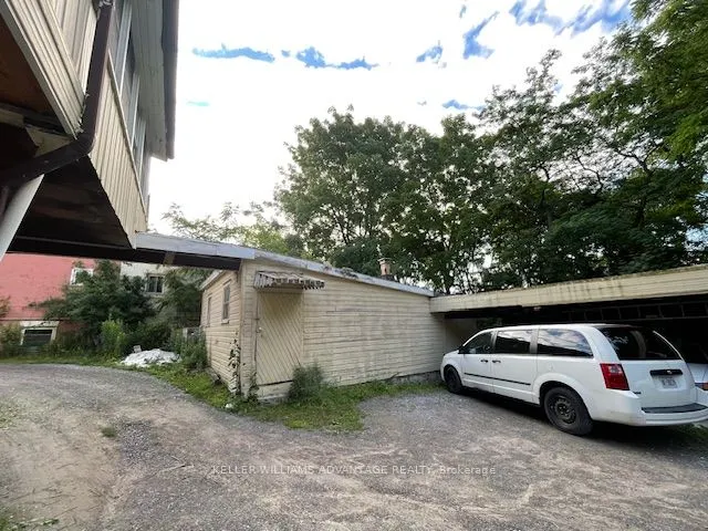 223 Walton Street