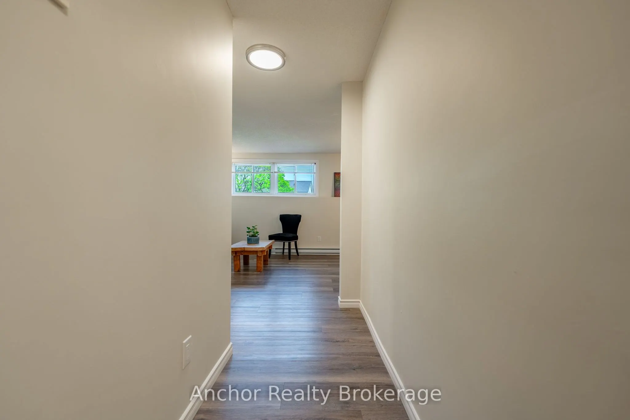 60 Donly Drive S, #101