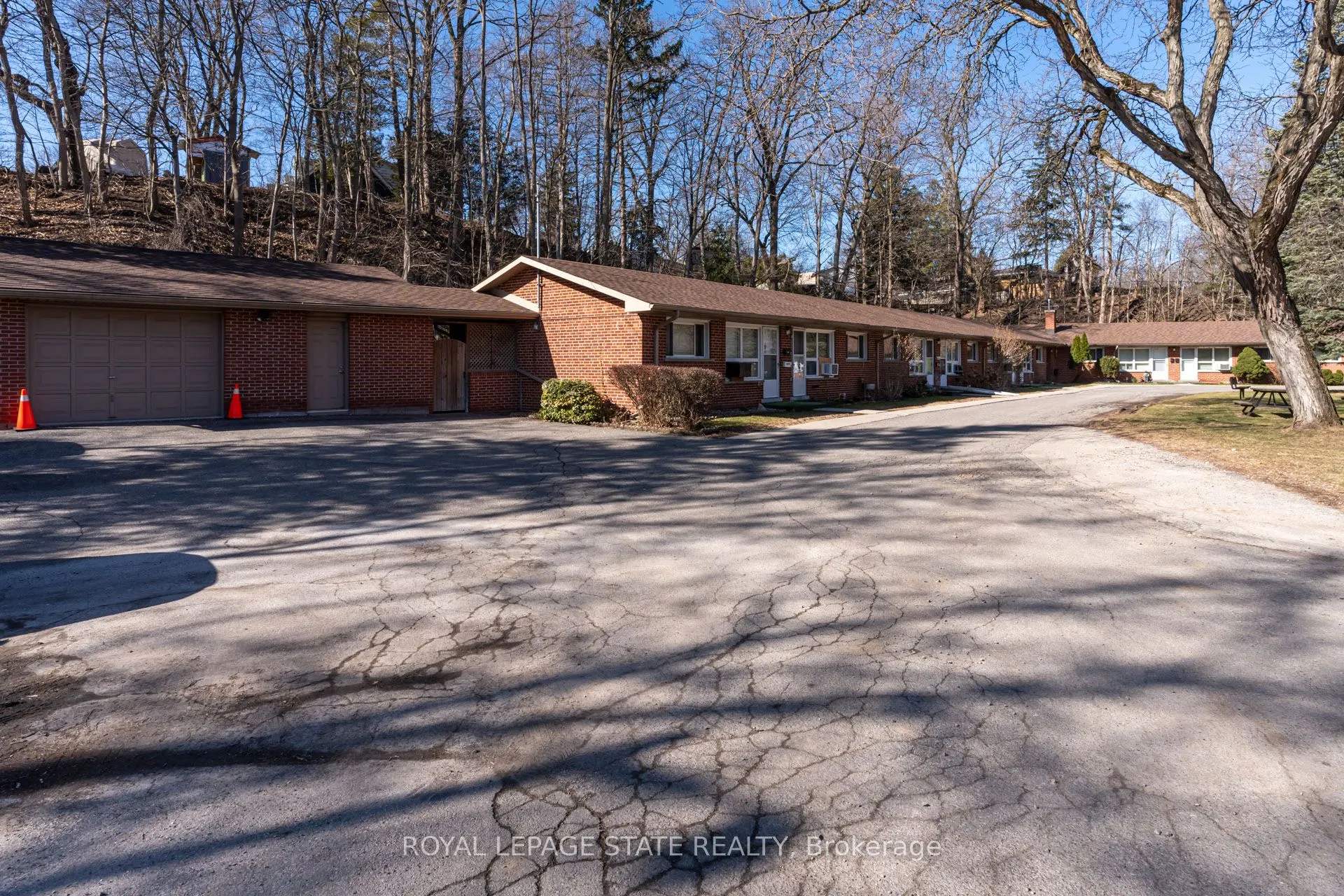 50 Creighton Road