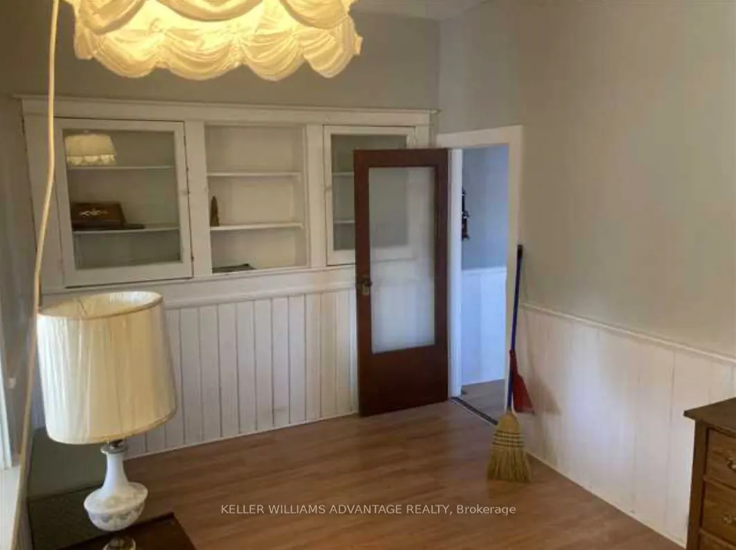 223 Walton Street