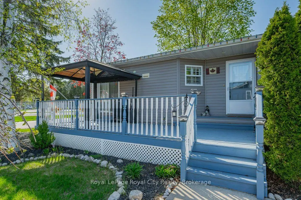 40 BULLFROG Drive