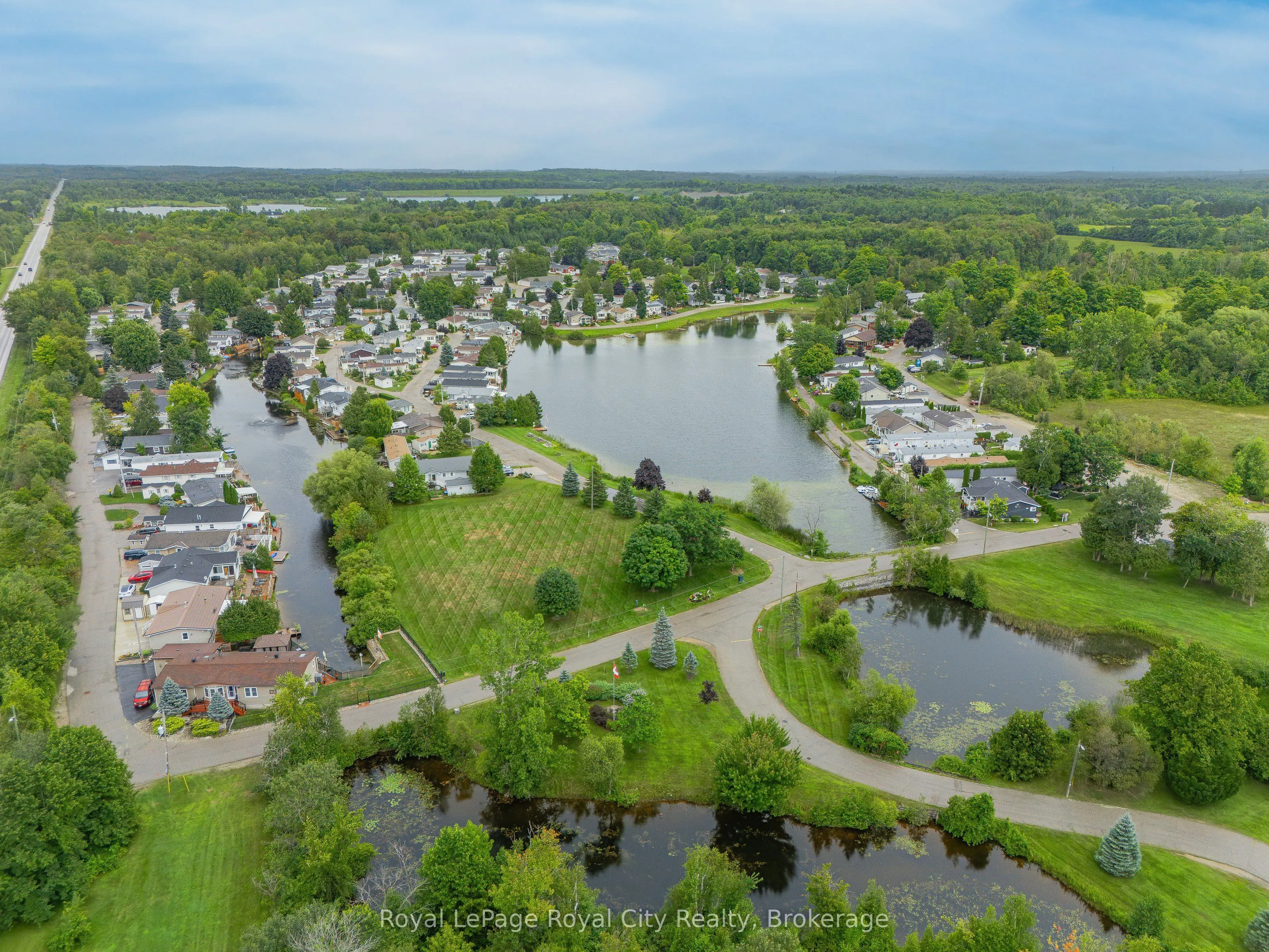 40 BULLFROG Drive