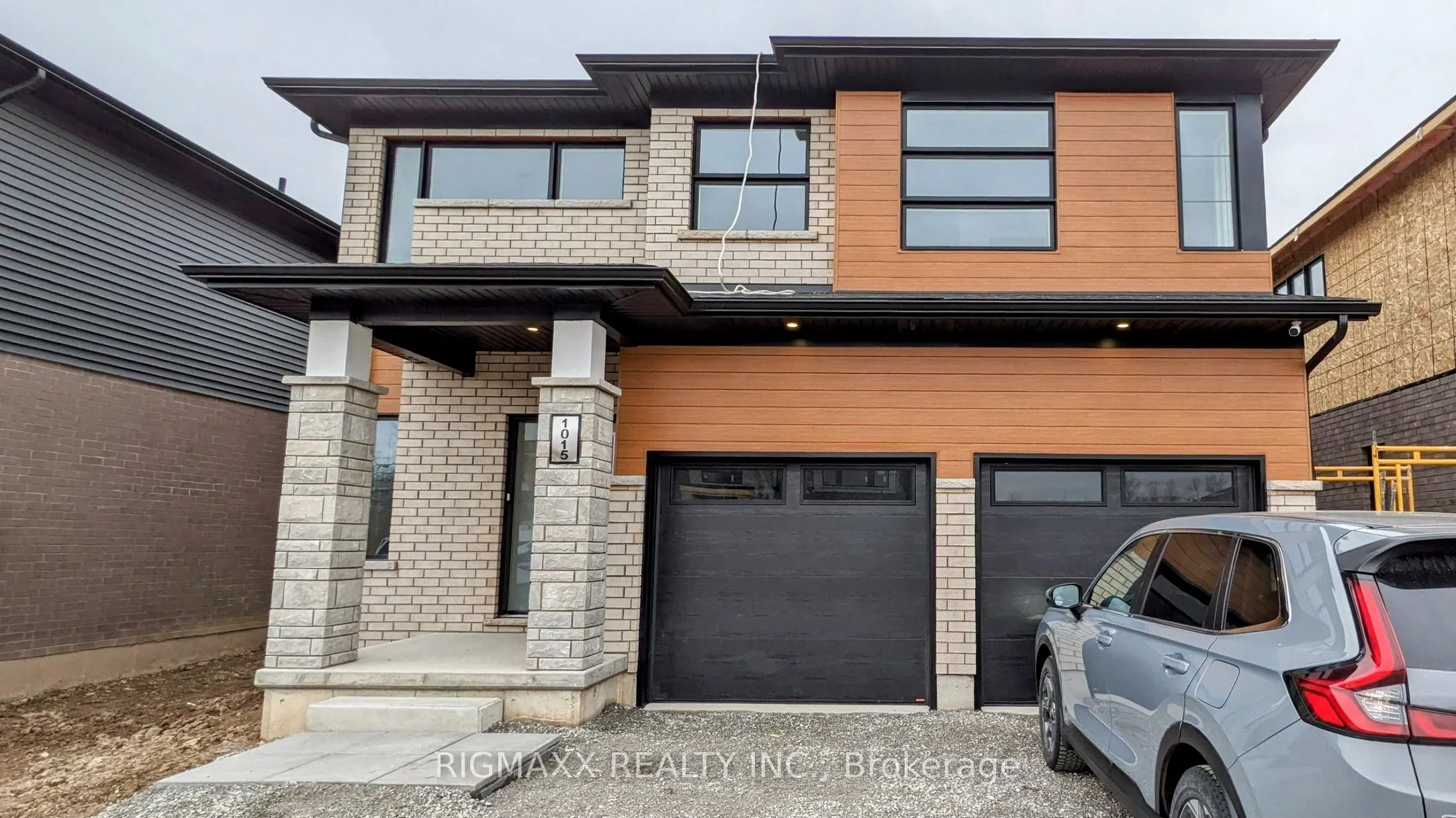 1015 Alliston Avenue