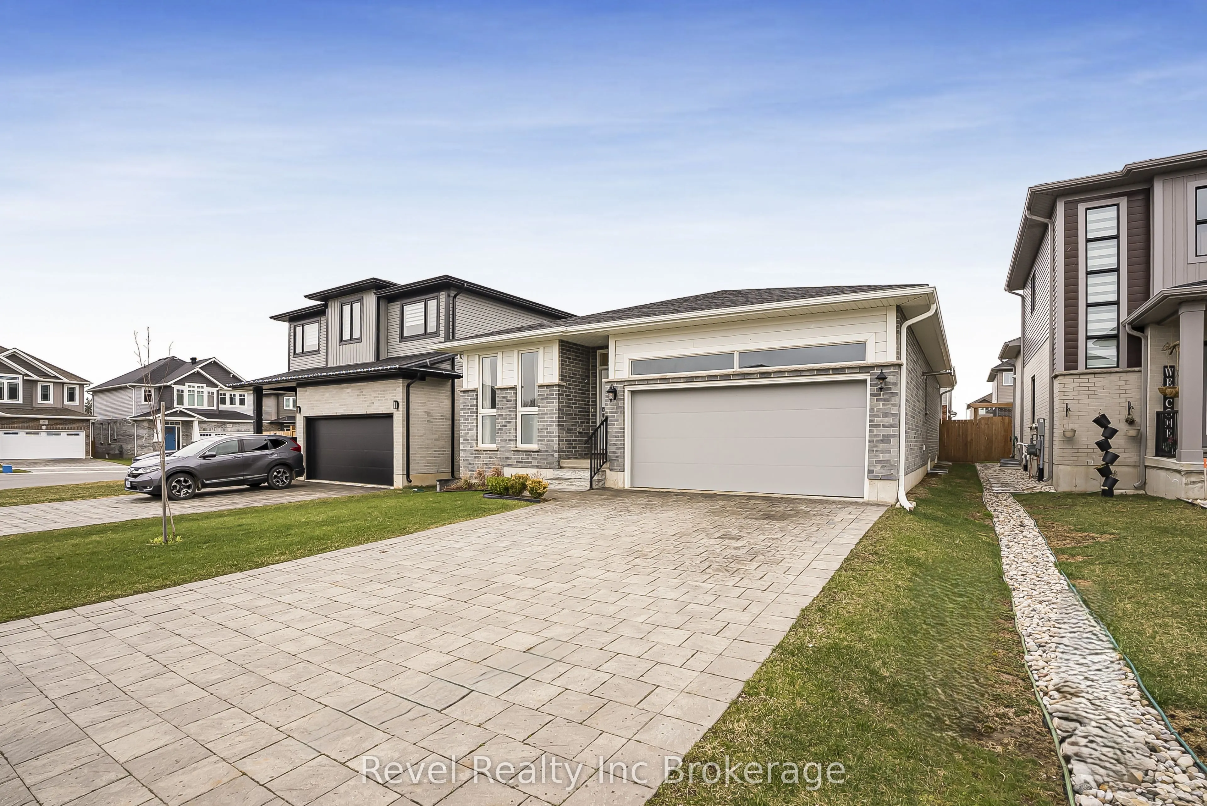 19 Sutherland Crescent