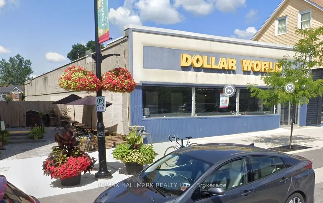 28 Beckwith Street N