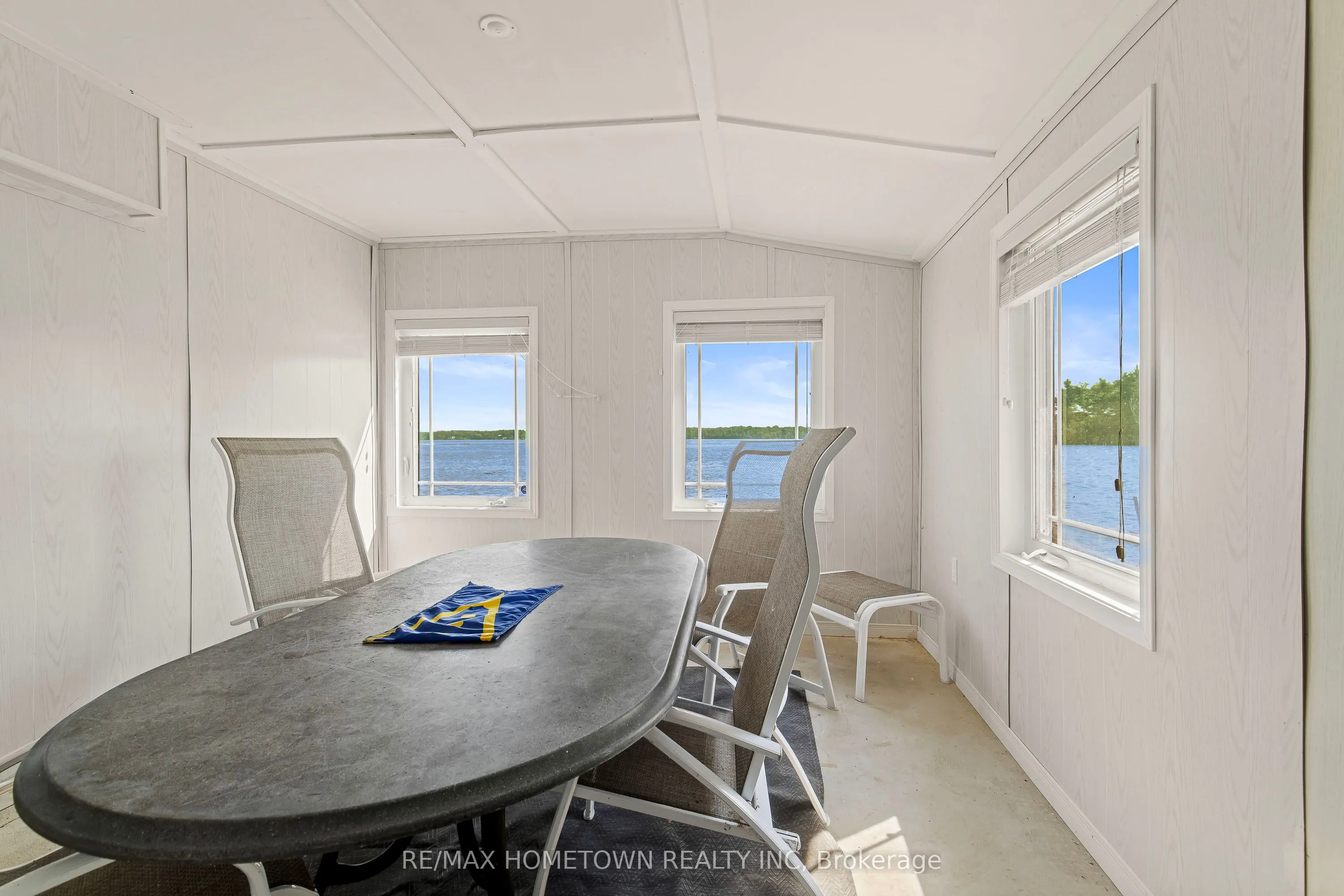 9 BAYVIEW Road