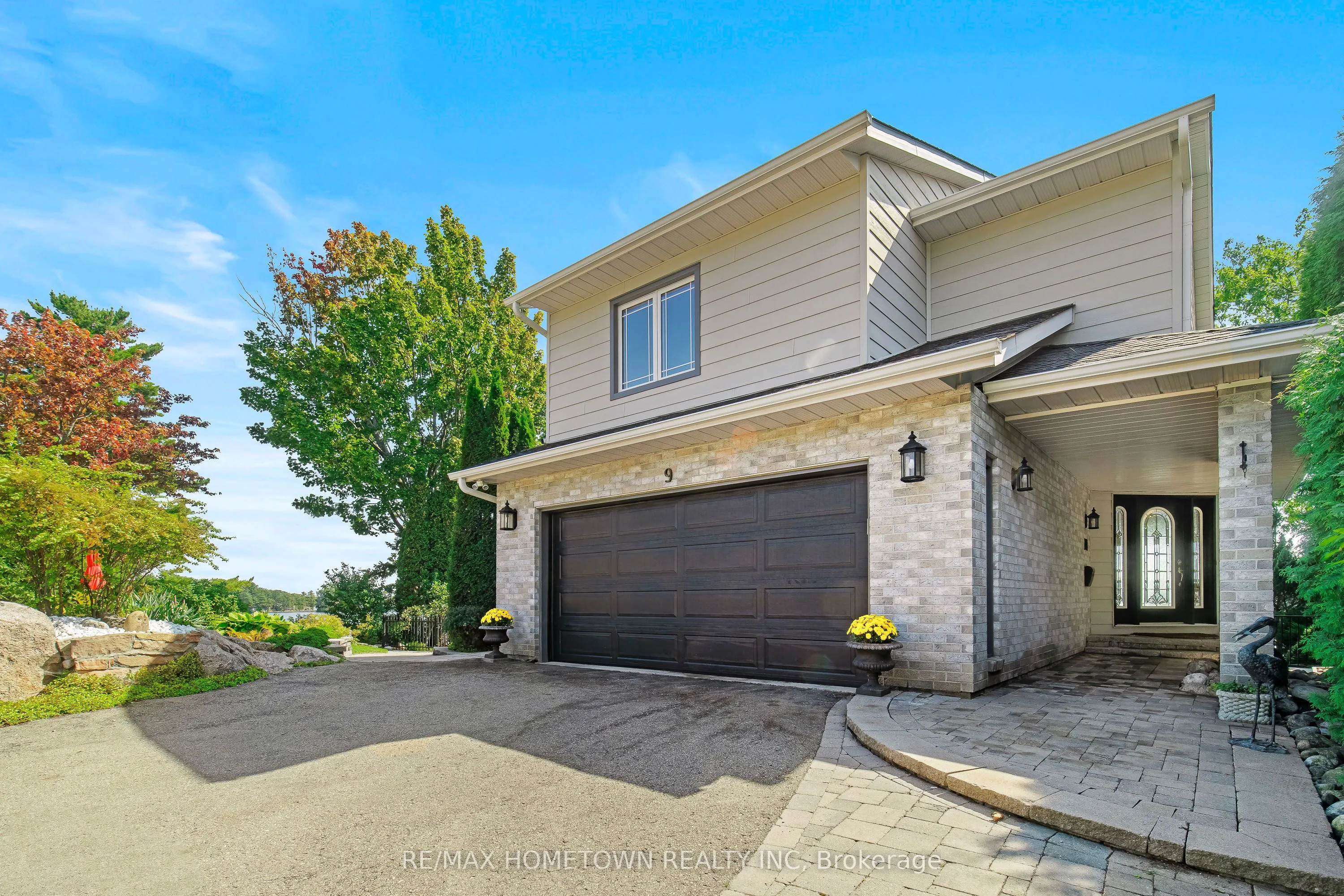 9 BAYVIEW Road
