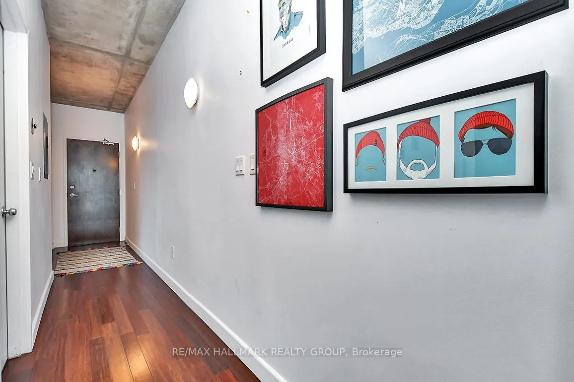 179 GEORGE Street #1004