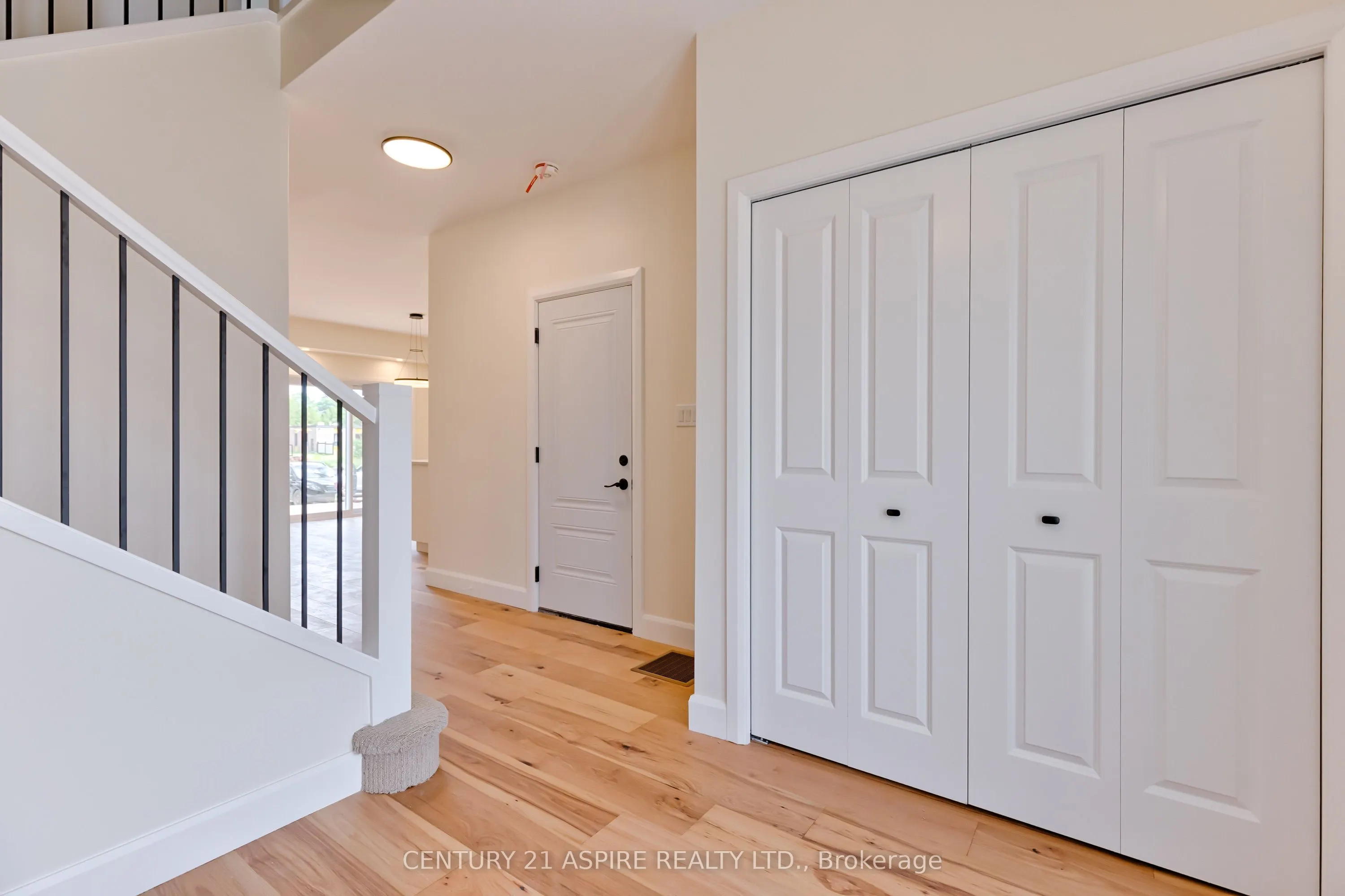 94C Frontenac Crescent