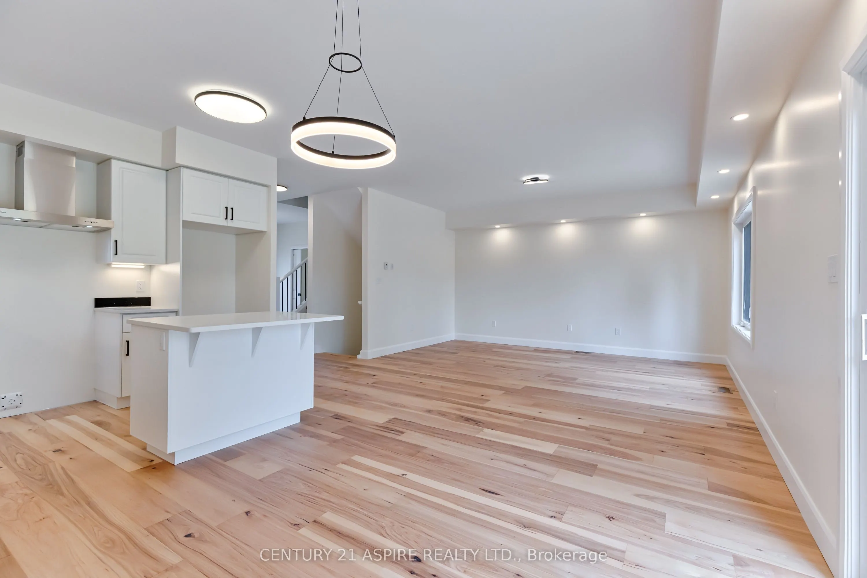 94C Frontenac Crescent