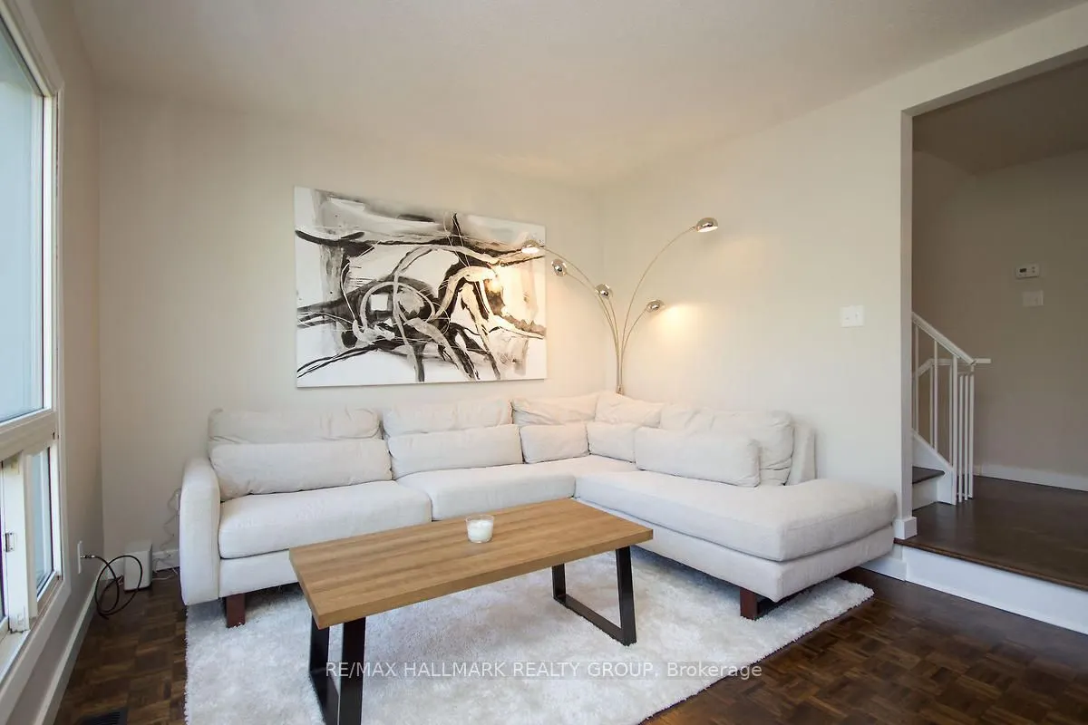 3 Spring Grove Lane, #D