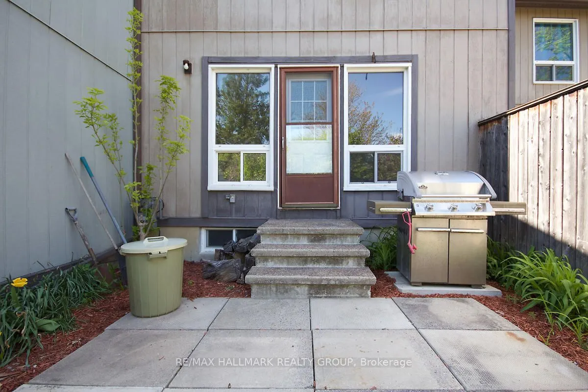 3 Spring Grove Lane, #D