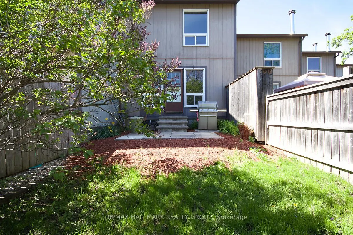 3 Spring Grove Lane, #D