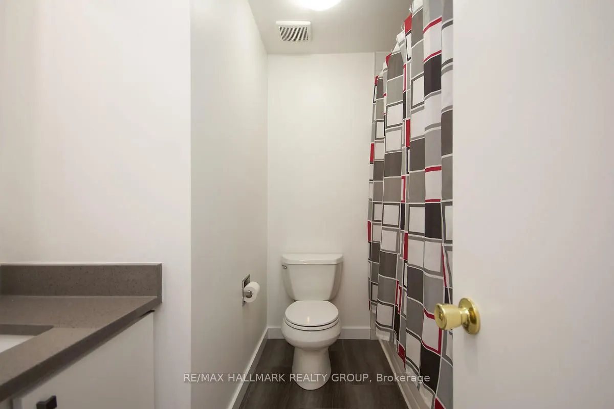 3 Spring Grove Lane, #D
