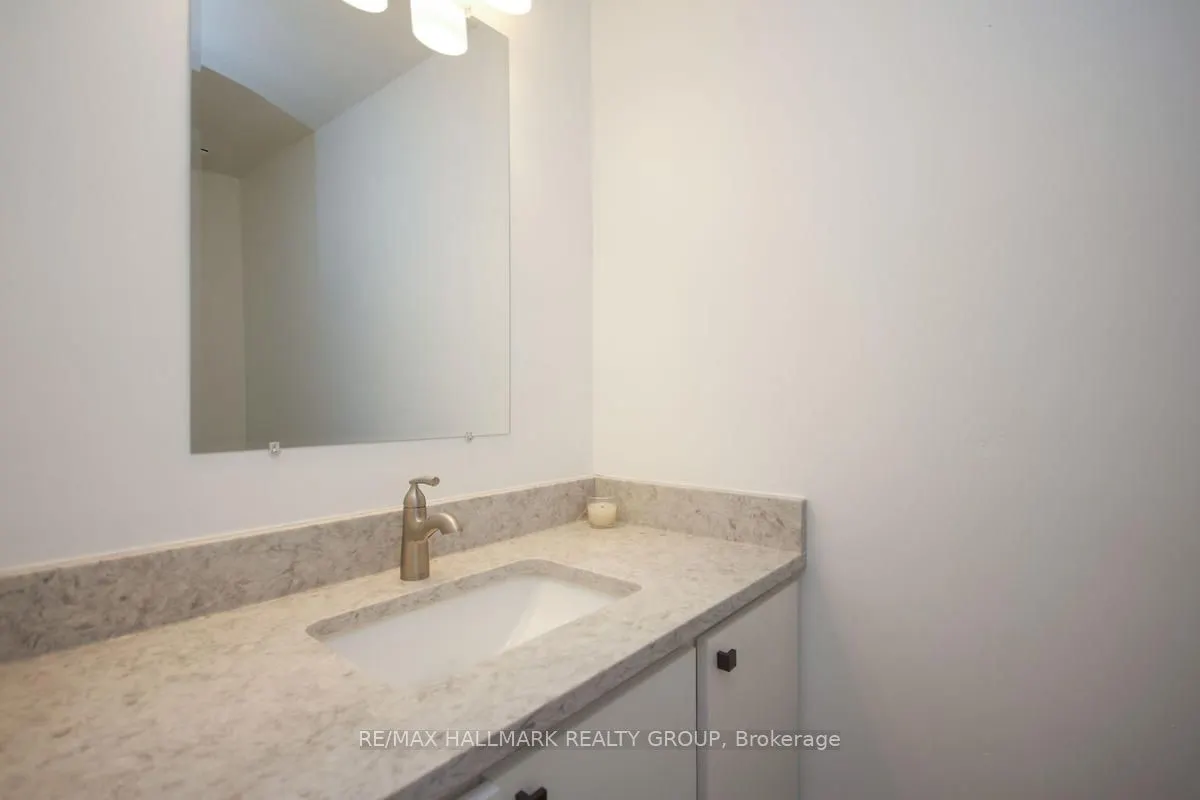 3 Spring Grove Lane, #D