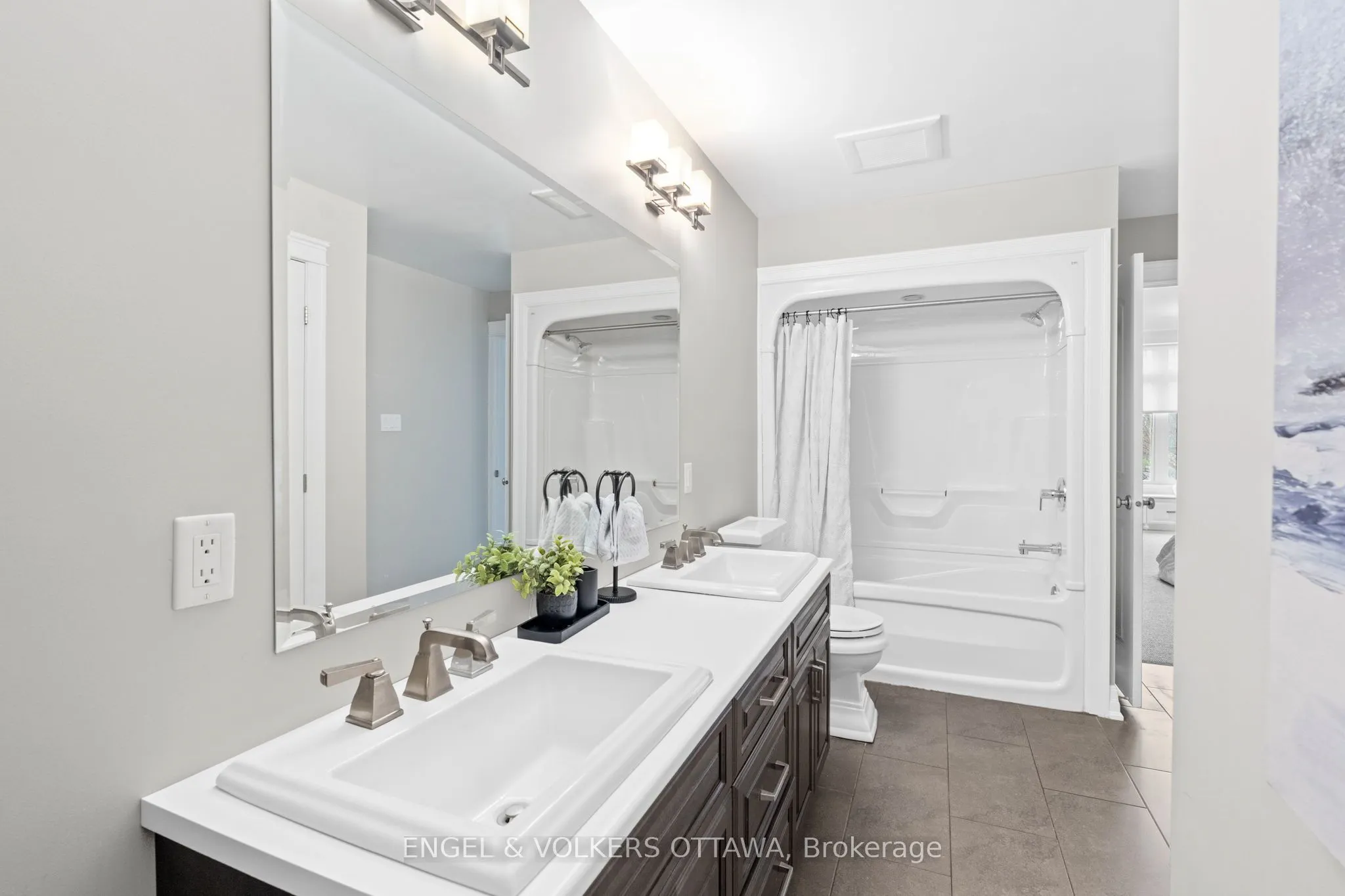 450 LOCKMASTER Crescent