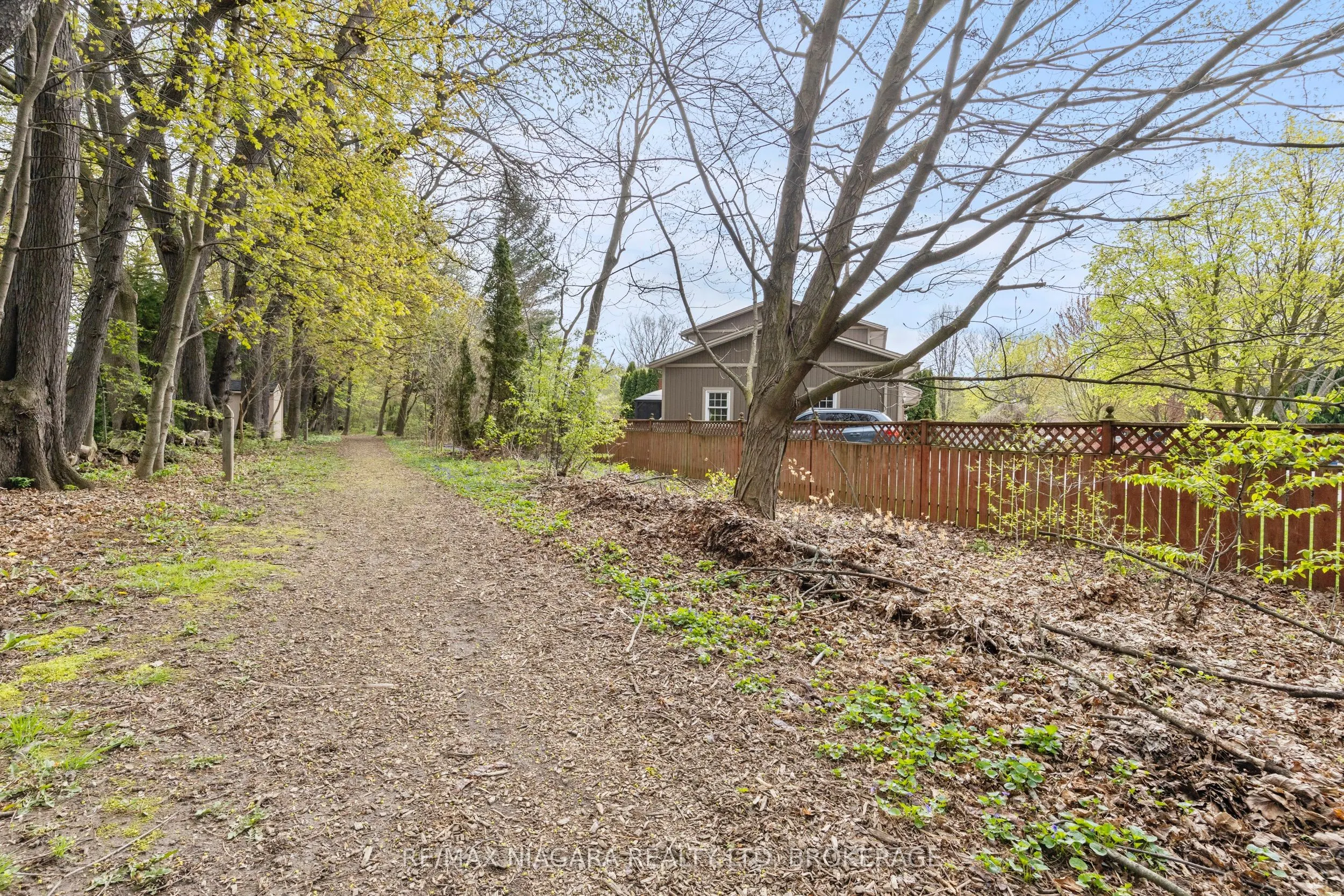 143 Welland Road