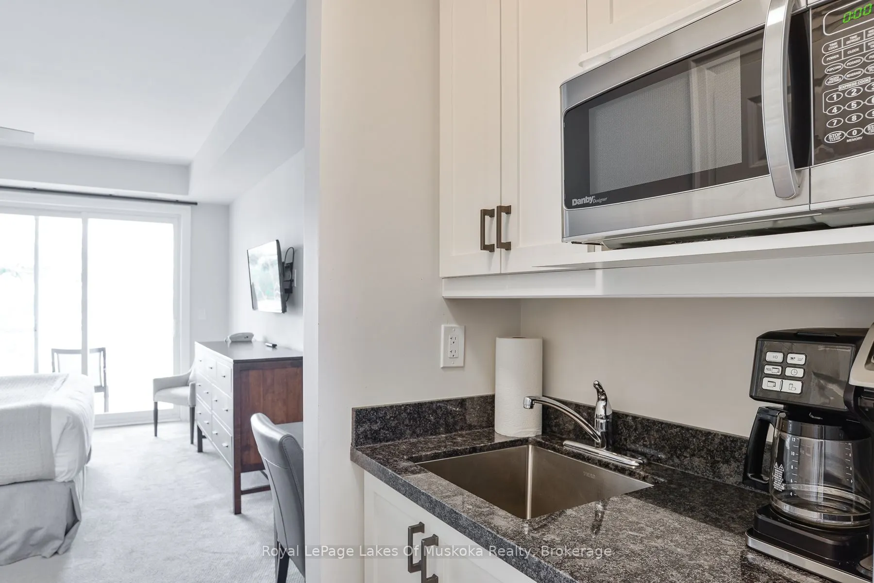 1869 Muskoka Rd 118 Road W, #6